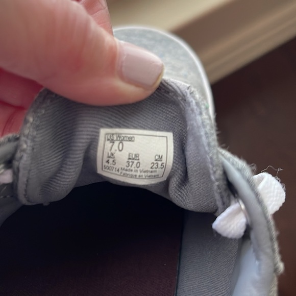 WOMEN’S VAN SNEAKERS - Picture 4 of 9